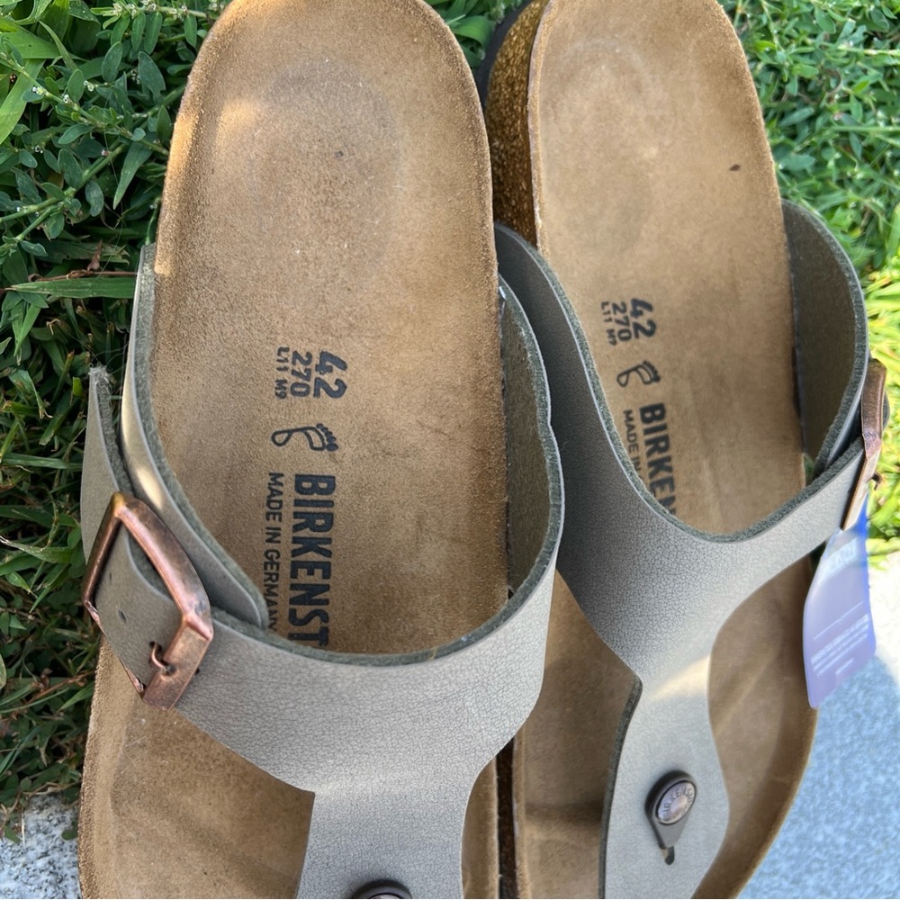Birkenstock Men's Gray Thong Sandals - Picture 3 of 5